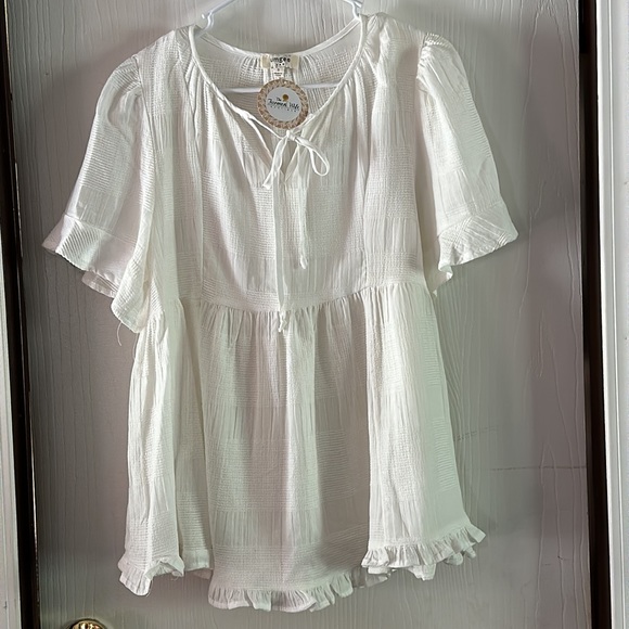 The Farmer’s Wife Ladies Umgee White Shirt, NWT’s, Size Small - Picture 1 of 8